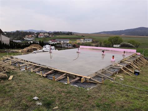 Betonáž stropnej dosky s použitím pumpy