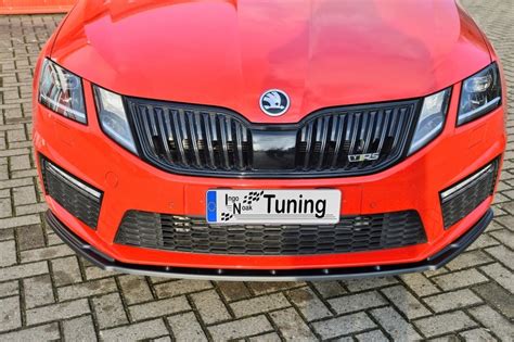 Športové úpravy predného nárazníka na vozidle Octavia I