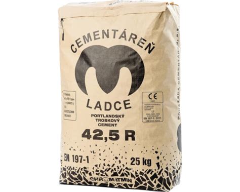 Vrece cementu 42,5 R s označením balenia