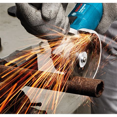 Detail rezného kotúča a ovládania sklonu