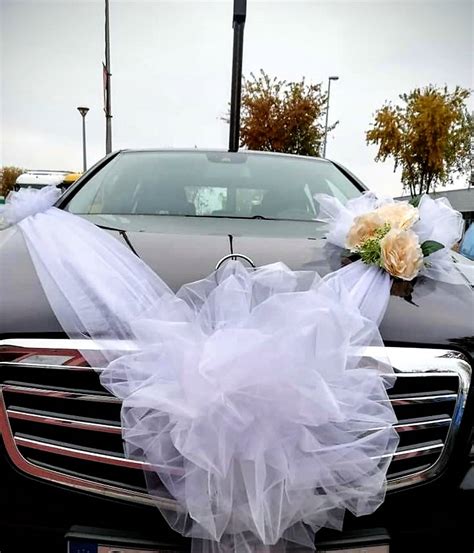Štýlové zdobenie svadobného auta
