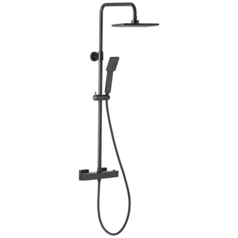 detail čiernej dažďovej sprchy Ultra-Slim s tryskami anti-calc