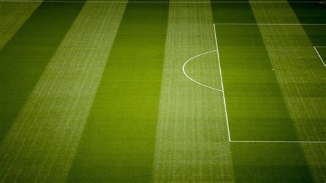 Pohľad na zrekonštruovaný futbalový trávnik