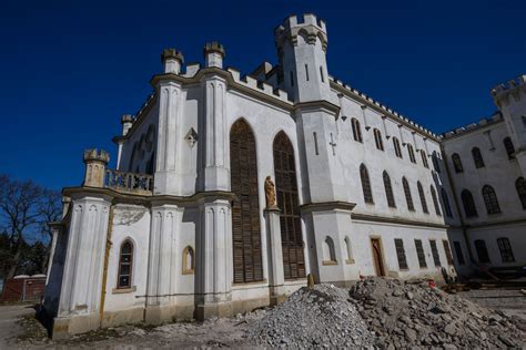 Vizualizácia obnoveného Kaštieľa v Rusovciach
