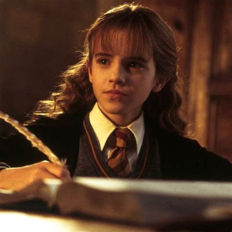 Hermiona Grangerová s čarovným prútikom
