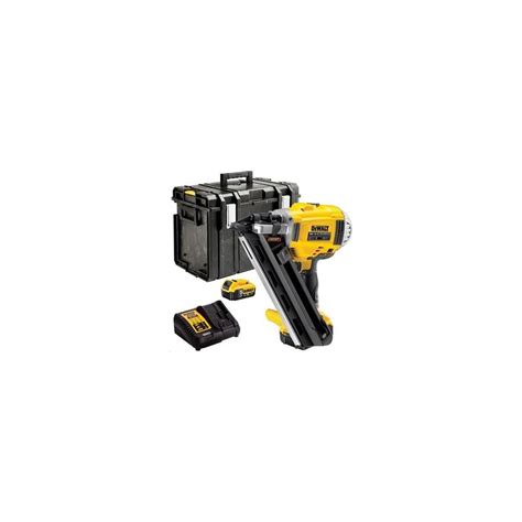 Tesárske náradie DEWALT v akcii