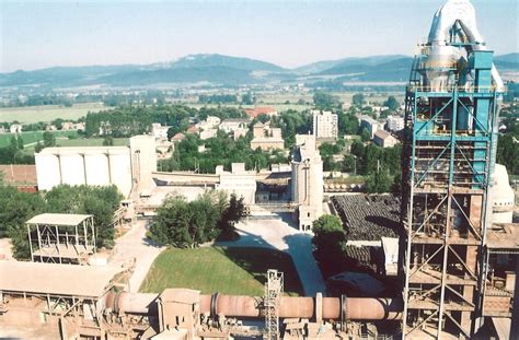 Cementáreň Ladce