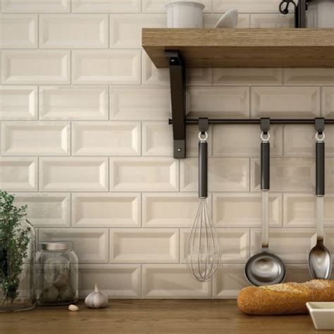 Metro obklady v polovičnej väzbe