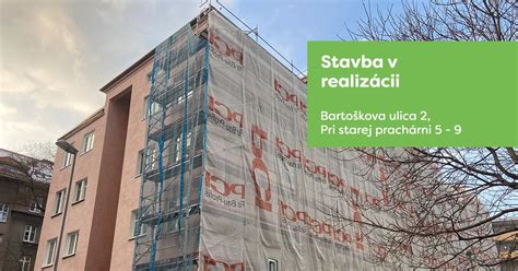 Tím odborníkov pri plánovaní obnovy bytového domu