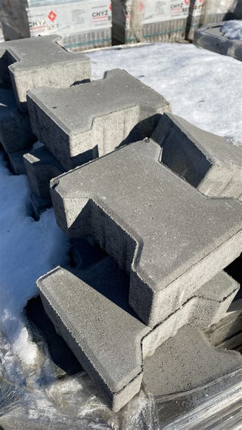 Rôzne druhy betónových tvárnic