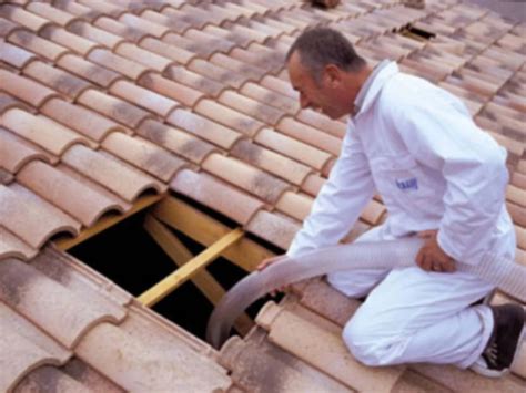 Aplikácia fúkanej izolácie