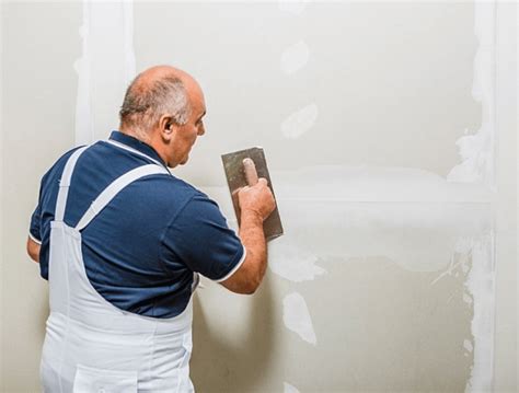Detailná štruktúra omietky a stierky