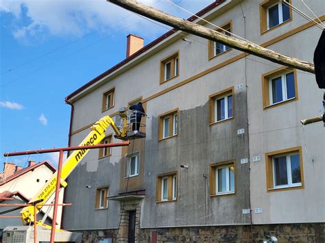 Termovízny snímok fasády s tepelnými mostmi