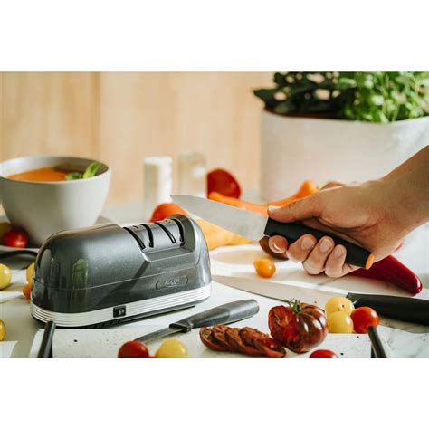 Tupperware brúska na nože: ergonomický dizajn