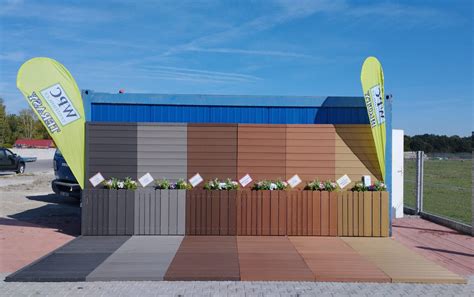 Názorná ukážka údržby WPC dlažby