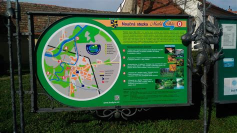 Turistická trasa k asfaltovému lomu