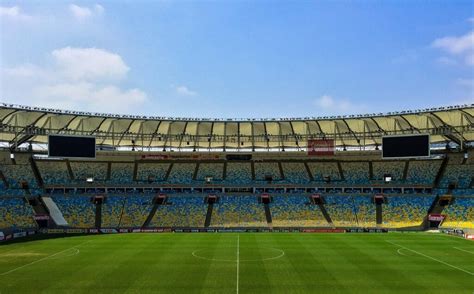 Nákres rozmiestnenia zavlažovacích trysiek na futbalovom ihrisku