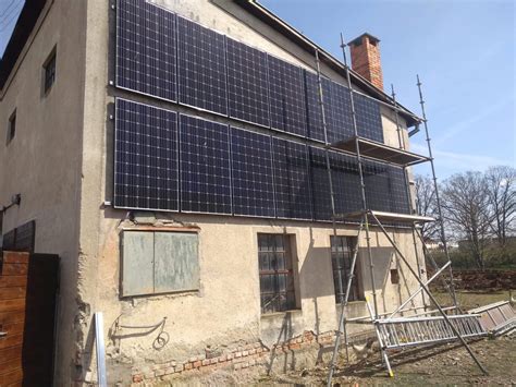 Schéma montáže laminátových panelov na stenu s OSB podkladom