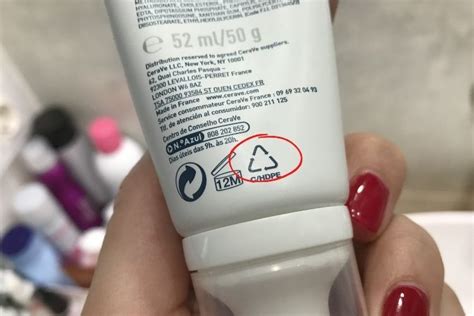 Recyklačný symbol na povrchu expandovaného polystyrénu