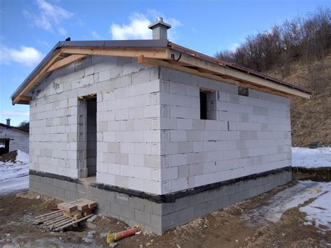 Svojpomocná výstavba s Ytongom