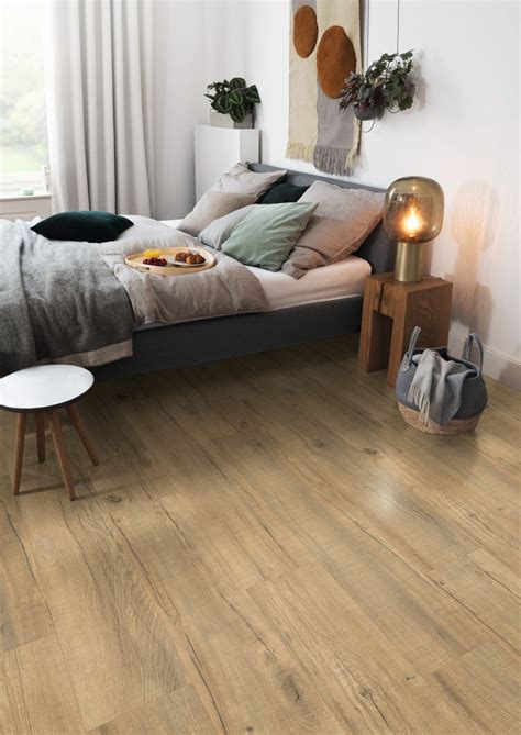 Prehľad vzoriek laminátových podláh Classen s rôznymi dekormi a štruktúrami