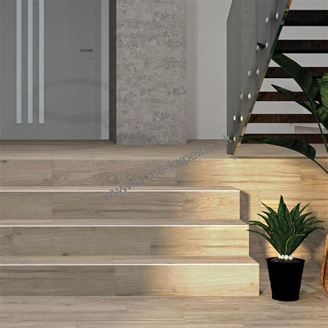 Moderný gresový obklad s imitáciou dreva