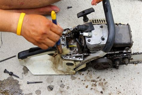 Kontrola a čistenie motorovej píly