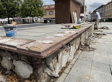 Nákres správneho postupu lepenia betónového obkladu odspodu