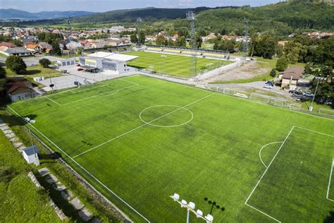 FIFA certifikované ihrisko s umelou trávou v Bardejove