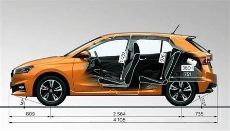 Detail upevňovacích prvkov obkladu kufra Fabia