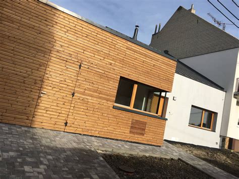 Drevená fasáda z fínskej borovice ThermoWood s karamelovým odtieňom