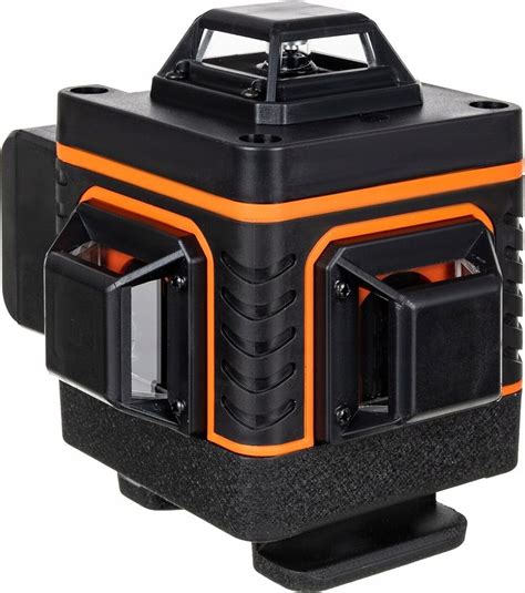 Krížový laserový nivelačný prístroj v akcii