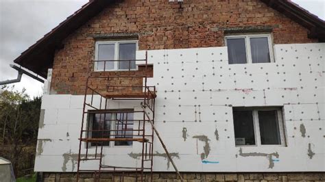 Zateplenie fasády starého domu