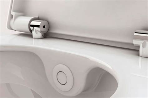 Elektronické sprchovacie WC s ovládacím panelom