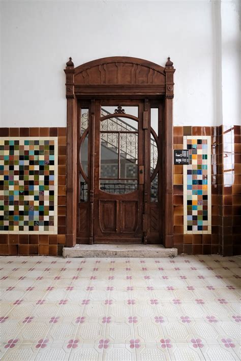 Ukážka rôznych štýlov obkladov