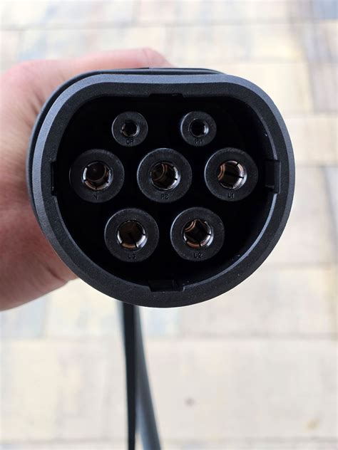 Detail konektora 13-pinovej elektroinštalácie
