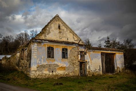 Inšpekcia statiky starého domu odborníkom
