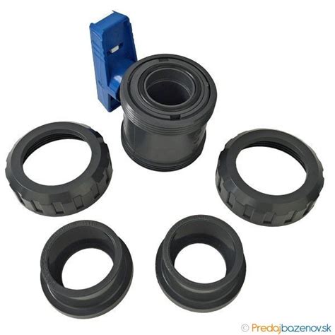 Detail PVC guľového ventilu 32 mm v akcii