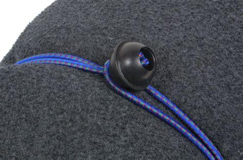Detailné zobrazenie spojenia koncov tesniacej šnúry