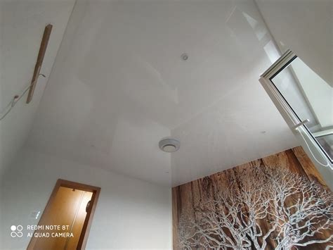 Galéria rôznych typov dokončenia stropov balkóna (drevo, plast, sádrokartón)