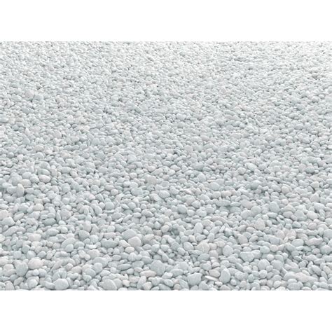 Biela kararská mramorová drvina v záhrade