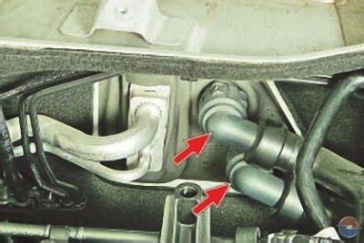 Kontrola hadíc chladiaceho systému Peugeot 306