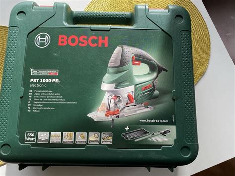 Obsah balenia priamočiarej píly Bosch PST 1000 PEL