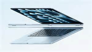MacBook Air 13 s nasadeným ochranným obalom