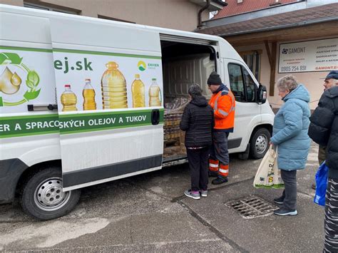 Nádoby na zber použitého oleja v autodielni