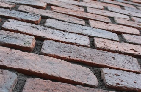 Ukážka holandskej väzby tehlového obkladu