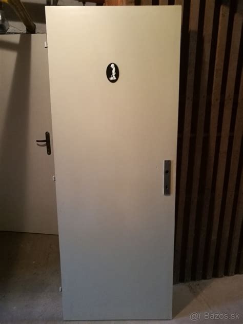 Interiérové dvere s industriálnym kovaním