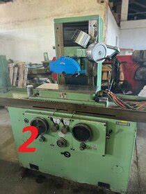 Celkový pohľad na rovinnú brúsku BRH 20A