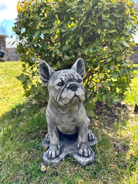 Sadrové figúrky do záhrady