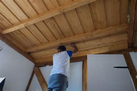 Prekladaný strop s LED osvetlením